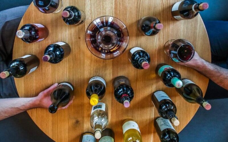 Exquisita selección de vino tinto: Caja de 6 botellas Marqués de Cáceres