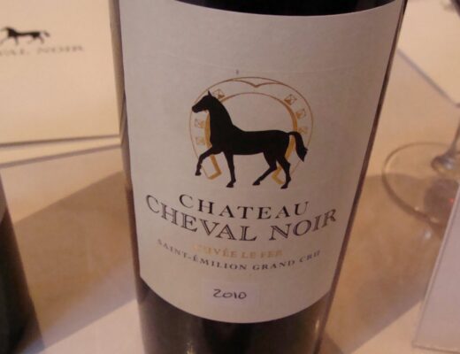 La excelencia en cada copa: Chateau St. Jean Wine